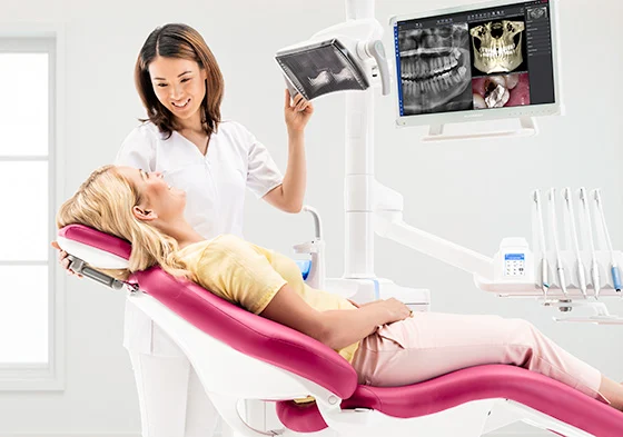 planmeca-dental-units-ercomic-patient-comfort.jpg